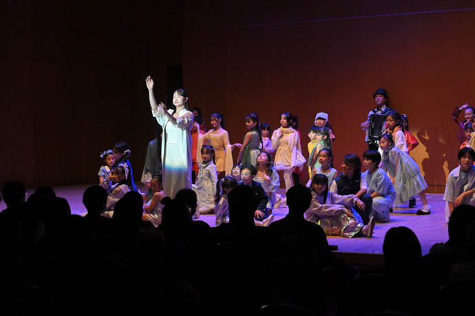 モデルフィナーレのパフォーマンス