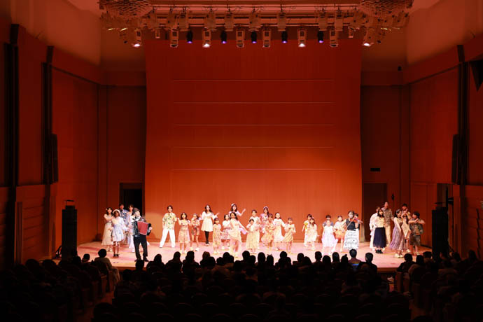 ダンスフィナーレのパフォーマンス